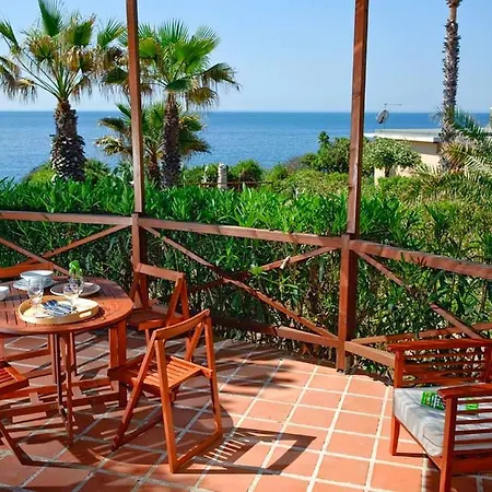 Costa Bianca 4 Apartman *